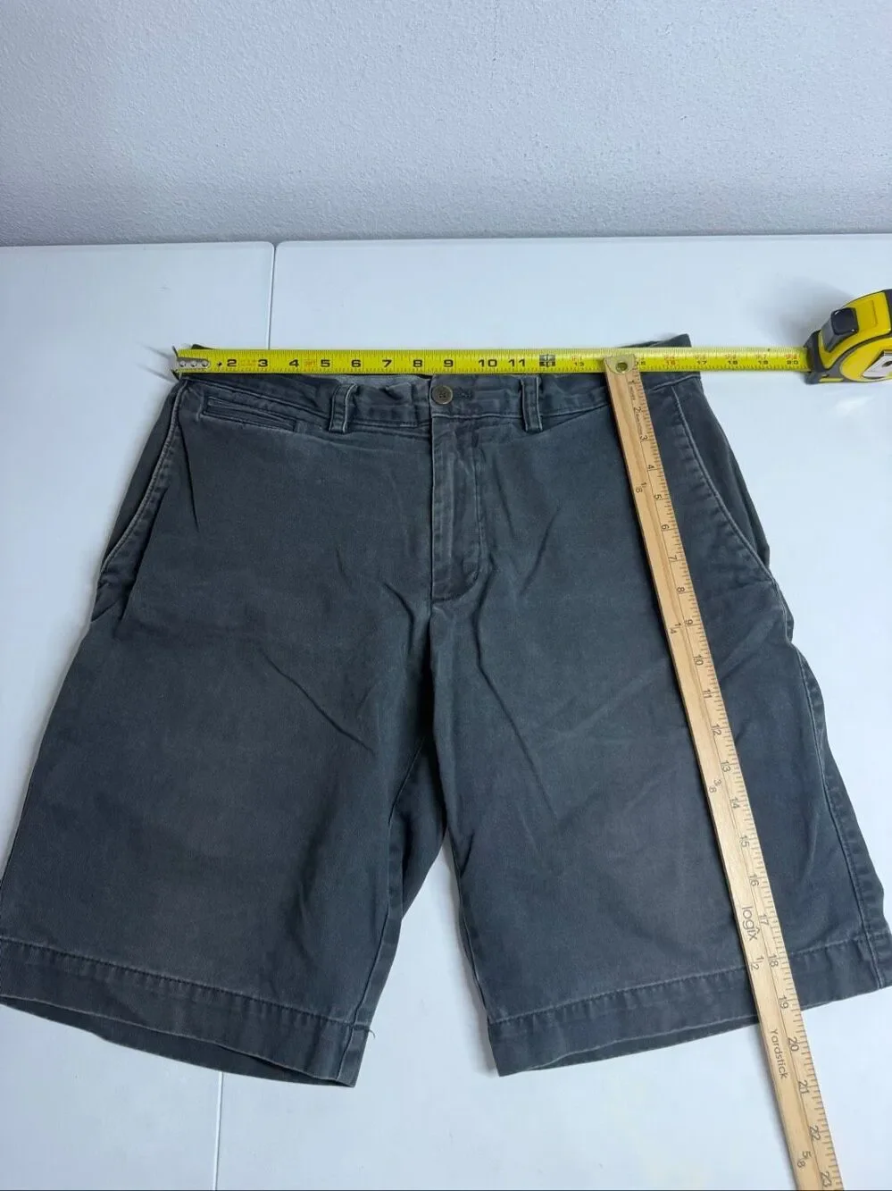 Banana Republic Mens Gray Charcoal Cotton Chino Bermuda Shorts Size 32
